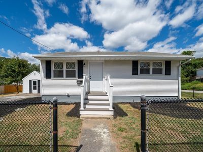 99 Sunderland Rd, Worcester, MA, 01604
