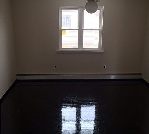 3rd image of 86B Liberty Ave