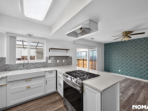 3rd image of 9283 E Nassau Ave
