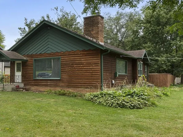 10374 Main St, Roscoe, IL 61073