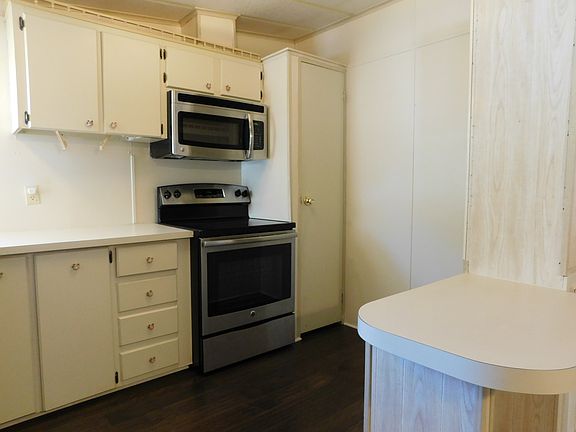 5th image of 1518 Heather Hill Dr