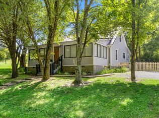 1822 Locust Fork Rd, Stamping Ground, KY 40379