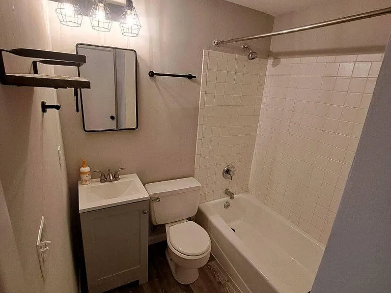 Full Bath