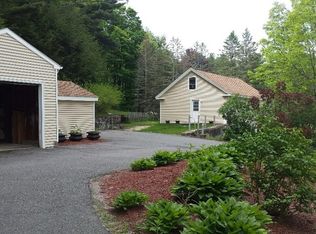 131 Main St, Douglas, MA 01516