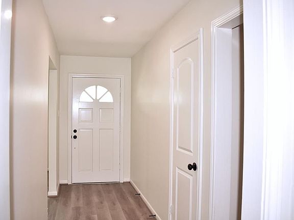 4th image of 5527 Wigton Dr
