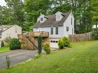 1829 Todd Dr, Johnson City, TN 37604