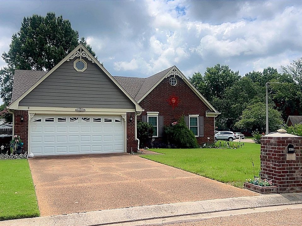 2nd image of 3700 Sungate Dr N