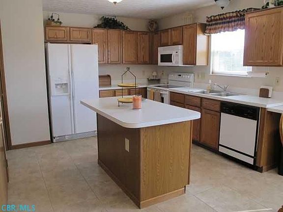 5th image of 6079 Carmell Dr