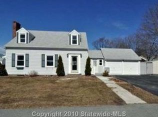 41 Brandon St, Warwick, RI 02888