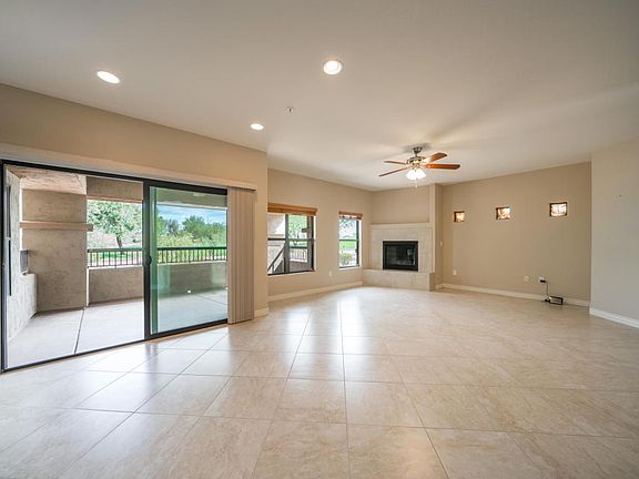 2nd image of 21320 N 56th St Unit 1083