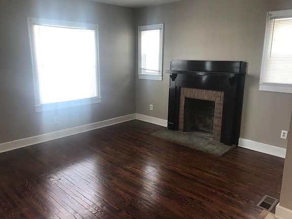 4th image of 722 Lakeview Dr