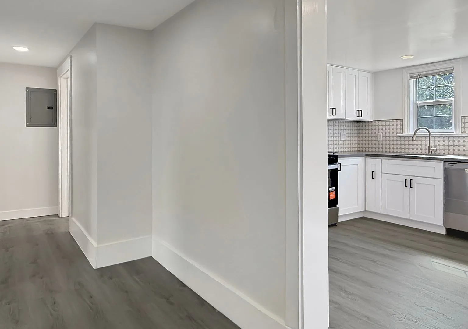 Completely Renovated Apartment in a lovely 3-unit Building with a Large Shared Yard! — Photo 1