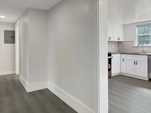 1623 Harmon St #B, Berkeley, CA 94703