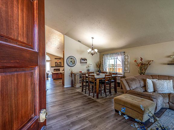 5th image of 1421 Mariner Place