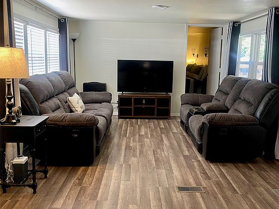 3rd image of 2334 Sanbar Rd #104