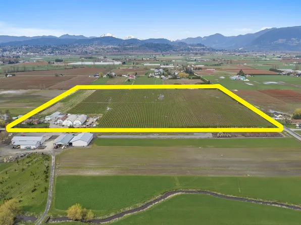 34211 Hallert Rd, Abbotsford, BC V3G 1P9