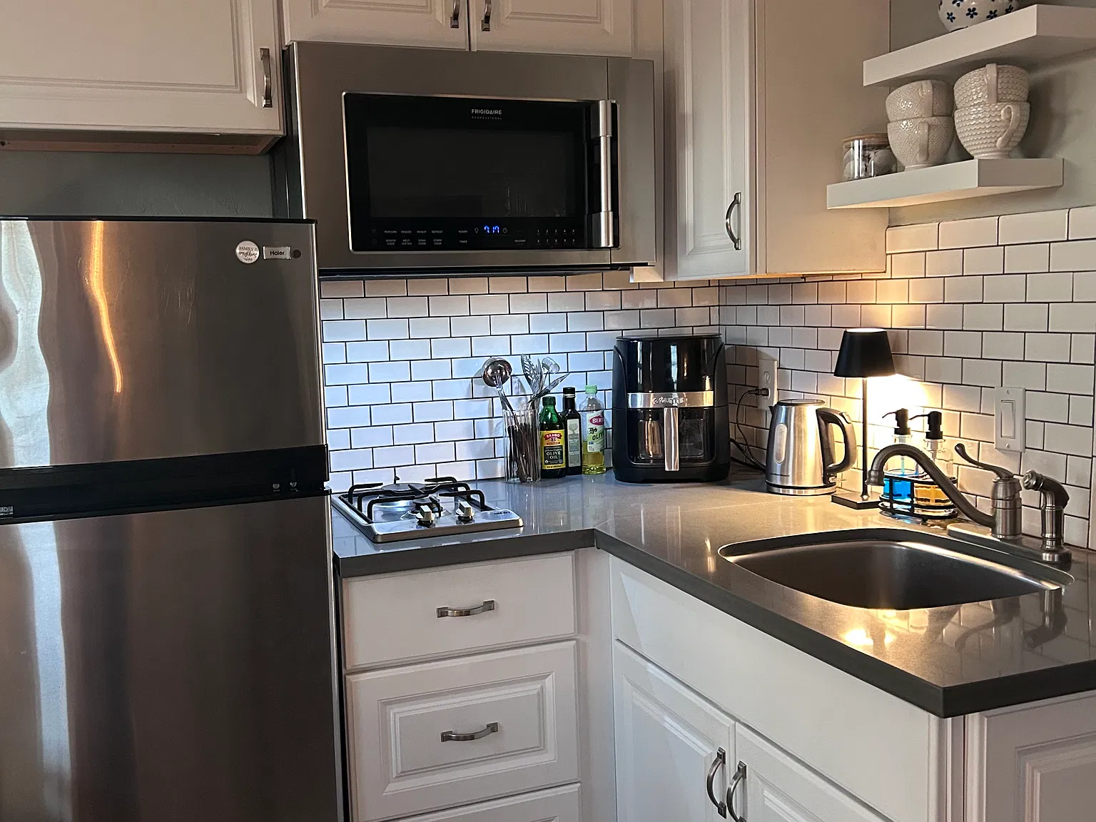 Studio, 500 sqft, $2,000 — Photo 2