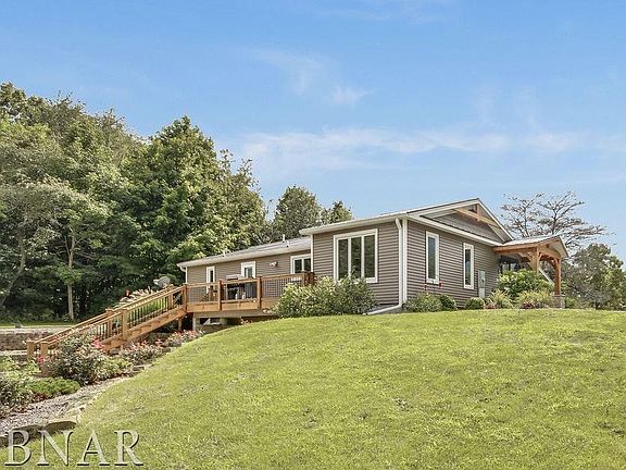 2nd image of 21497 Hawthorne Arbor Ln