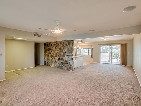 5th image of 618 S Edgewater Dr