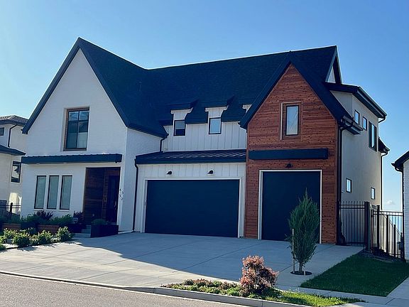 3rd image of 4352 N Seasons View Dr
