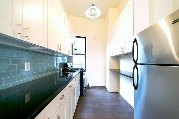 Rented by REAL New York | media 7