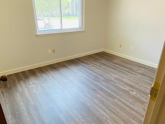 5th image of 8825 Shoal Creek Blvd Suite A
