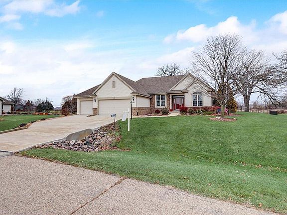 2nd image of 22704 Deer Meadow Dr
