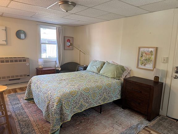 4th image of 71 N Winooski Ave #3