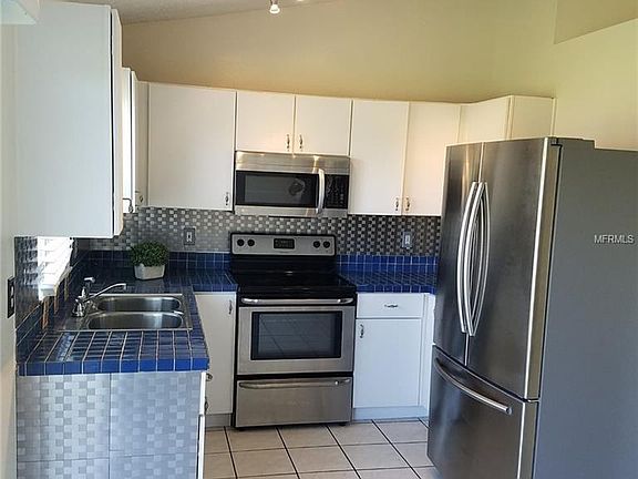 4th image of 597 Koala Dr