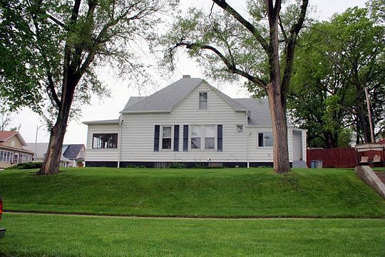 VINYL SIDING, NEW ROOF, GUTTERS & GUARDS IN 2008