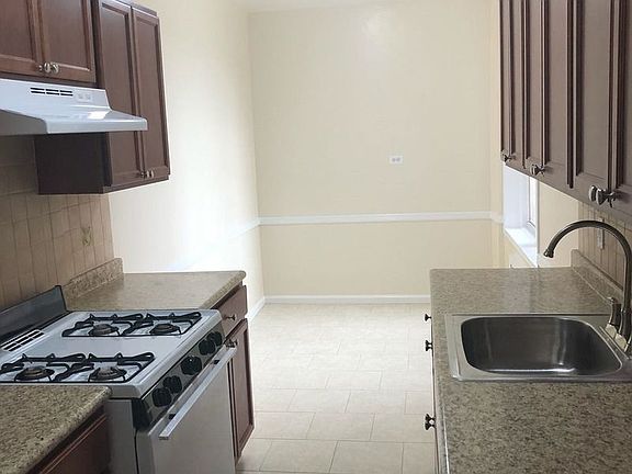 2nd image of 9330 Fort Hamilton Pkwy APT 5E