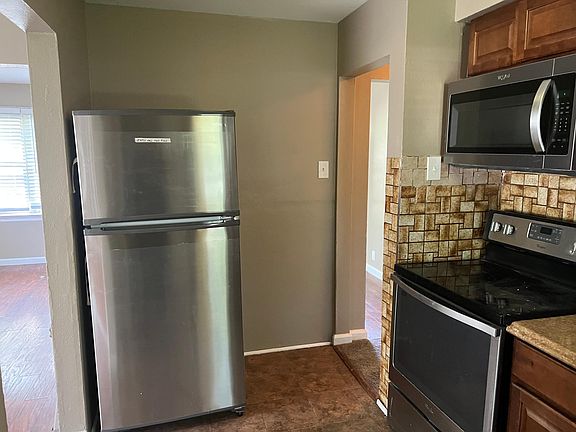2nd image of 1229 Kilgore Dr