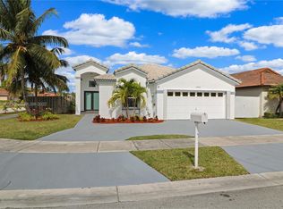 13251 NW 8th Ter, Miami, FL 33182