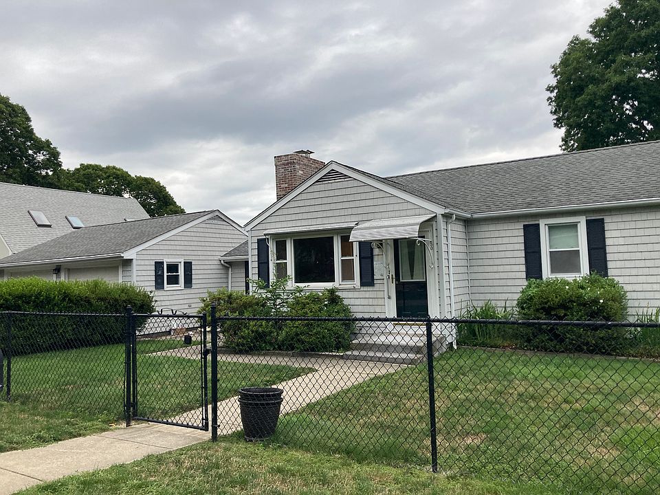 2nd image of 50 Cedar Dr