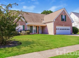 915 Chapel Hill Dr, Lawrenceville, GA 30045