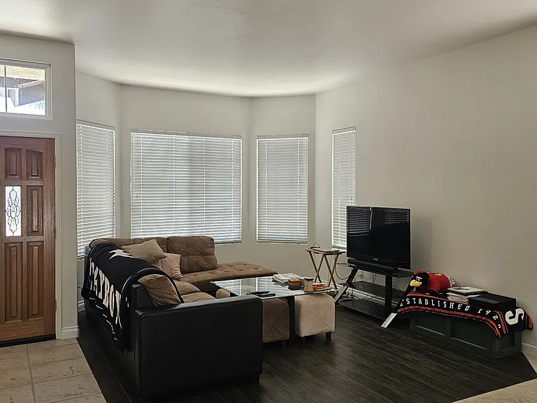45665 Calle Ayora — Photo 10