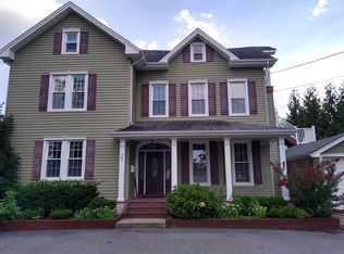 587 New Durham Rd, Metuchen, NJ 08840