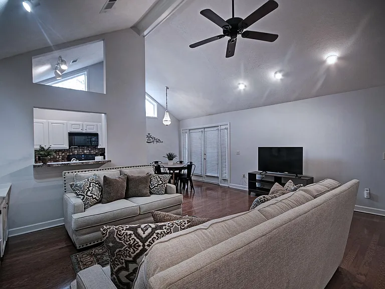 7166 Copper Ridge Dr — Photo 7