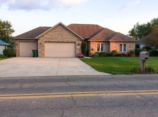 3505 W Moore Rd, Muncie, IN 47304