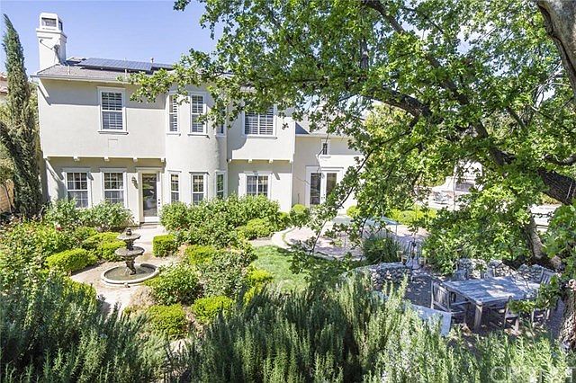 1st image of 24703 Tiburon St