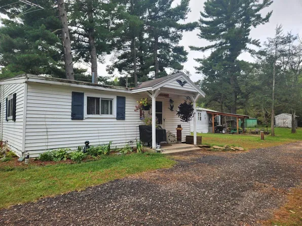 N6793 16th Avenue, New Lisbon, WI 53950