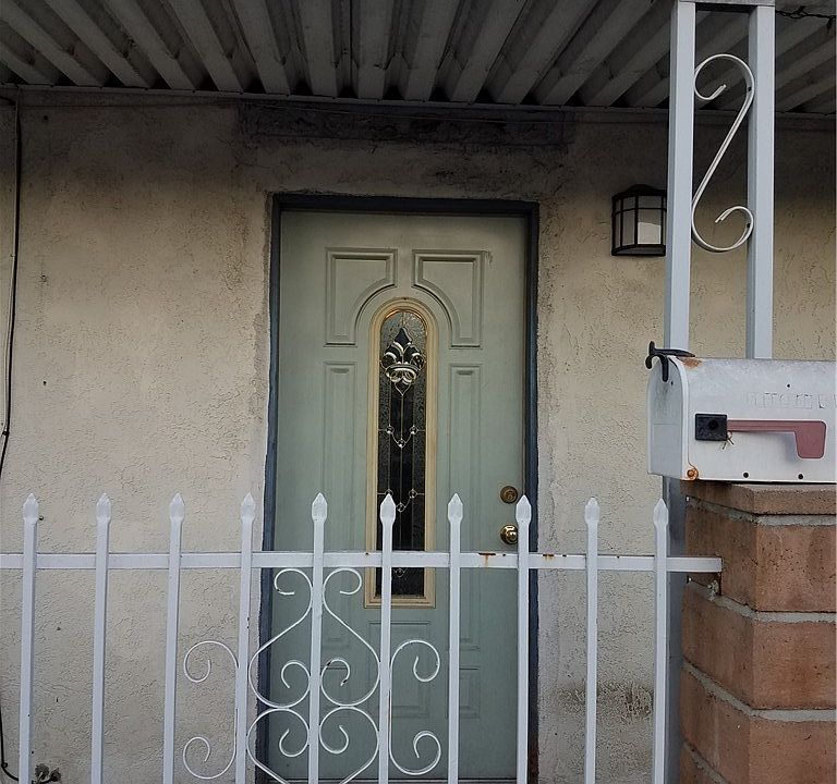 1st image of 15304 Horst Ave