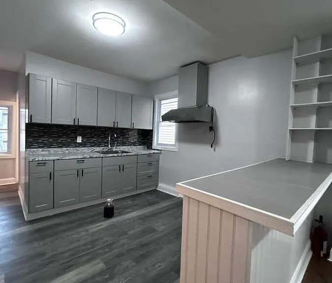162 Linden St — Photo 10