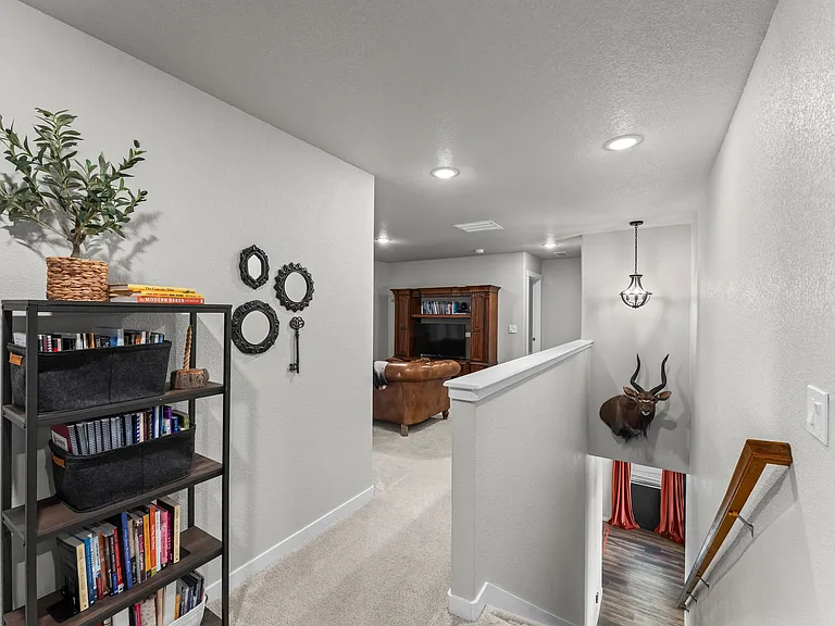 5204 Roundhouse Dr — Photo 16