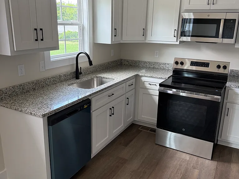 540 W Washington St #A — Photo 4