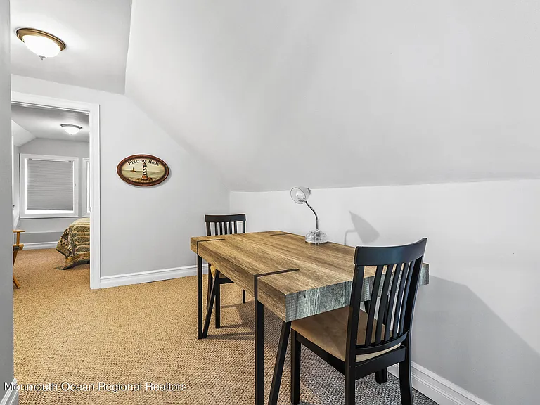 513 Ocean Park Ave — Photo 23