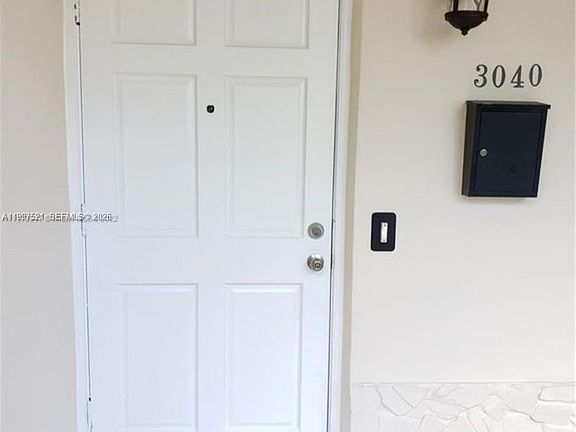 4th image of 3040 SW 77th Ct