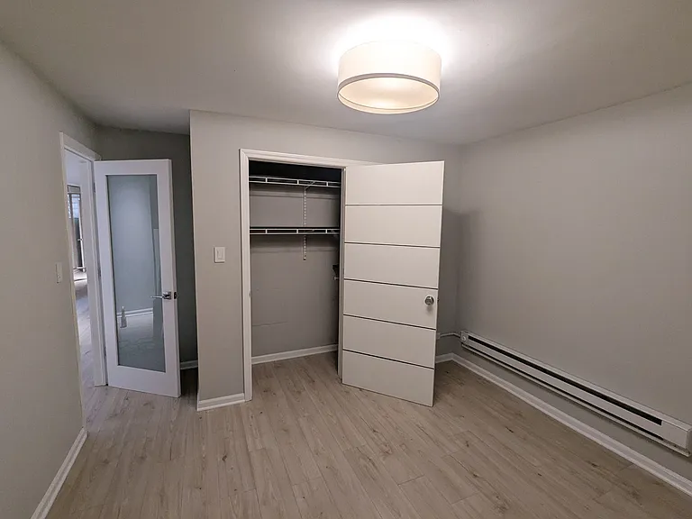 633 W. Arlington Pl. — Photo 8