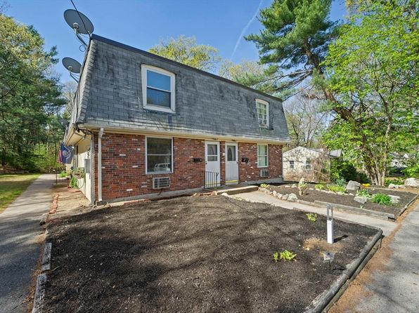 11 W Belcher Rd APT 2, Foxboro, MA 02035