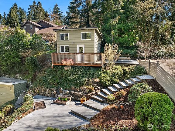 5th image of 2431 SW 149th Place